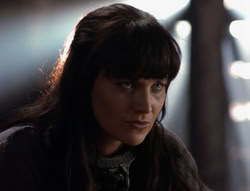 extant_XenaWarriorPrincess_4x07-LockedUpAndTiedDown_0676