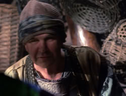 extant_XenaWarriorPrincess_4x07-LockedUpAndTiedDown_0912