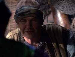 extant_XenaWarriorPrincess_4x07-LockedUpAndTiedDown_0913
