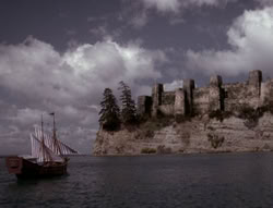 extant_XenaWarriorPrincess_4x07-LockedUpAndTiedDown_0972