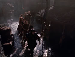 extant_XenaWarriorPrincess_4x07-LockedUpAndTiedDown_0993