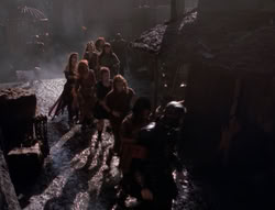 extant_XenaWarriorPrincess_4x07-LockedUpAndTiedDown_0994