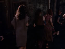 extant_XenaWarriorPrincess_4x07-LockedUpAndTiedDown_1002