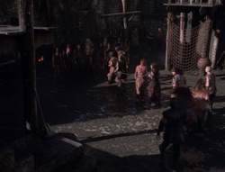 extant_XenaWarriorPrincess_4x07-LockedUpAndTiedDown_1010