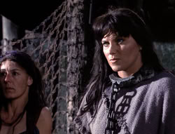 extant_XenaWarriorPrincess_4x07-LockedUpAndTiedDown_1039
