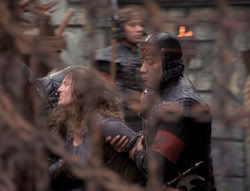 extant_XenaWarriorPrincess_4x07-LockedUpAndTiedDown_1077