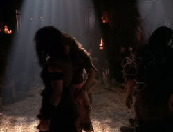 extant_XenaWarriorPrincess_4x07-LockedUpAndTiedDown_1167