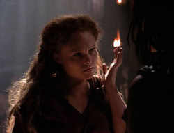 extant_XenaWarriorPrincess_4x07-LockedUpAndTiedDown_1189