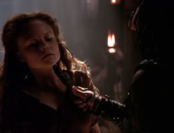 extant_XenaWarriorPrincess_4x07-LockedUpAndTiedDown_1201