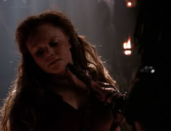 extant_XenaWarriorPrincess_4x07-LockedUpAndTiedDown_1203