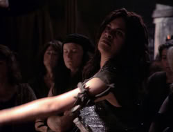 extant_XenaWarriorPrincess_4x07-LockedUpAndTiedDown_1213