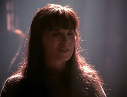 extant_XenaWarriorPrincess_4x07-LockedUpAndTiedDown_1267