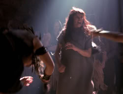 extant_XenaWarriorPrincess_4x07-LockedUpAndTiedDown_1273