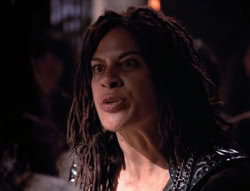 extant_XenaWarriorPrincess_4x07-LockedUpAndTiedDown_1323
