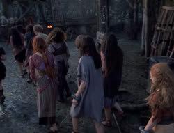 extant_XenaWarriorPrincess_4x07-LockedUpAndTiedDown_1354
