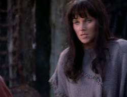 extant_XenaWarriorPrincess_4x07-LockedUpAndTiedDown_1362