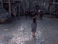extant_XenaWarriorPrincess_4x07-LockedUpAndTiedDown_1450