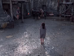 extant_XenaWarriorPrincess_4x07-LockedUpAndTiedDown_1453