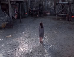extant_XenaWarriorPrincess_4x07-LockedUpAndTiedDown_1455