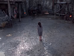 extant_XenaWarriorPrincess_4x07-LockedUpAndTiedDown_1456