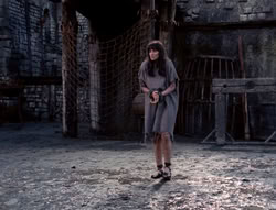 extant_XenaWarriorPrincess_4x07-LockedUpAndTiedDown_1462