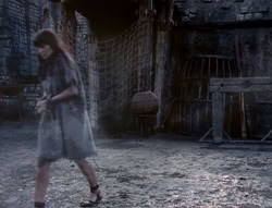 extant_XenaWarriorPrincess_4x07-LockedUpAndTiedDown_1466
