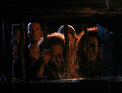 extant_XenaWarriorPrincess_4x07-LockedUpAndTiedDown_1550