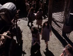 extant_XenaWarriorPrincess_4x07-LockedUpAndTiedDown_1633