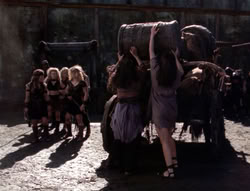 extant_XenaWarriorPrincess_4x07-LockedUpAndTiedDown_1640