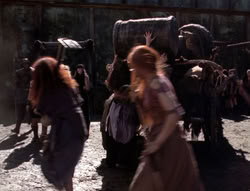 extant_XenaWarriorPrincess_4x07-LockedUpAndTiedDown_1642