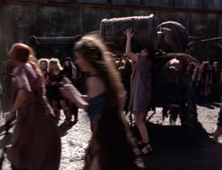 extant_XenaWarriorPrincess_4x07-LockedUpAndTiedDown_1643