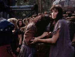 extant_XenaWarriorPrincess_4x07-LockedUpAndTiedDown_1662