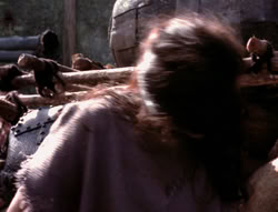 extant_XenaWarriorPrincess_4x07-LockedUpAndTiedDown_1697