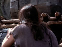 extant_XenaWarriorPrincess_4x07-LockedUpAndTiedDown_1768