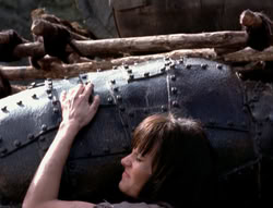 extant_XenaWarriorPrincess_4x07-LockedUpAndTiedDown_1773