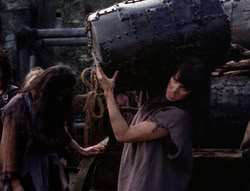 extant_XenaWarriorPrincess_4x07-LockedUpAndTiedDown_1788