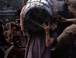extant_XenaWarriorPrincess_4x07-LockedUpAndTiedDown_1791