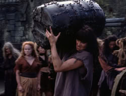 extant_XenaWarriorPrincess_4x07-LockedUpAndTiedDown_1806