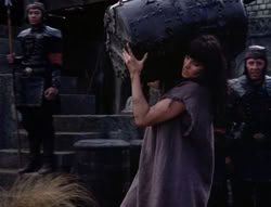 extant_XenaWarriorPrincess_4x07-LockedUpAndTiedDown_1810
