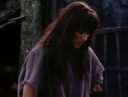 extant_XenaWarriorPrincess_4x07-LockedUpAndTiedDown_1823