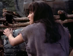 extant_XenaWarriorPrincess_4x07-LockedUpAndTiedDown_1832