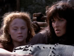 extant_XenaWarriorPrincess_4x07-LockedUpAndTiedDown_1859