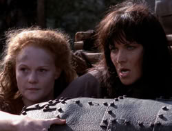 extant_XenaWarriorPrincess_4x07-LockedUpAndTiedDown_1860