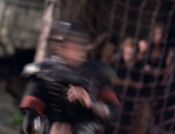 extant_XenaWarriorPrincess_4x07-LockedUpAndTiedDown_1942