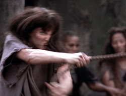 extant_XenaWarriorPrincess_4x07-LockedUpAndTiedDown_1945