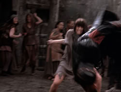 extant_XenaWarriorPrincess_4x07-LockedUpAndTiedDown_1946