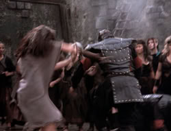extant_XenaWarriorPrincess_4x07-LockedUpAndTiedDown_1956