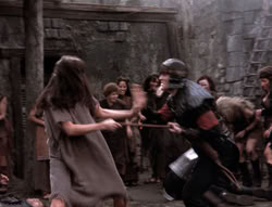 extant_XenaWarriorPrincess_4x07-LockedUpAndTiedDown_1961