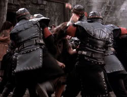 extant_XenaWarriorPrincess_4x07-LockedUpAndTiedDown_1973