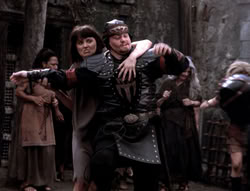 extant_XenaWarriorPrincess_4x07-LockedUpAndTiedDown_1986